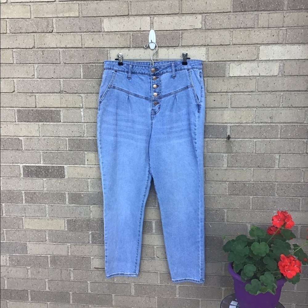 Woman’s Wild Fable Jeans